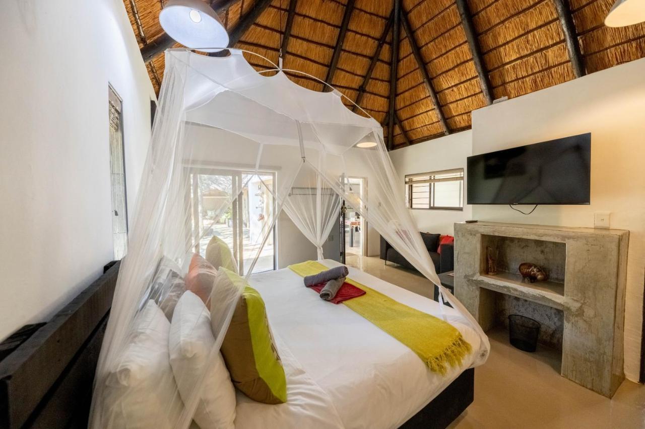 African Sky Villas Marloth Park Buitenkant foto