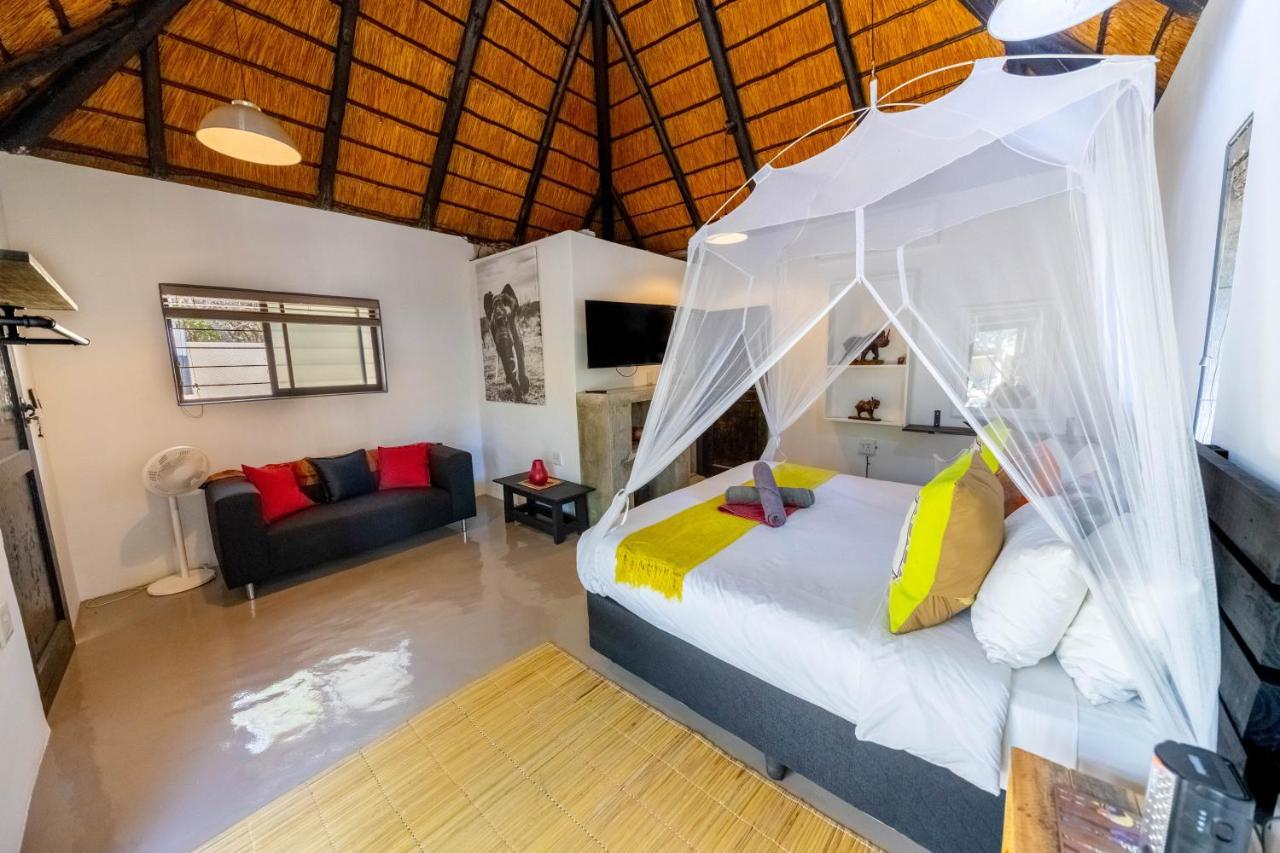 African Sky Villas Marloth Park Buitenkant foto