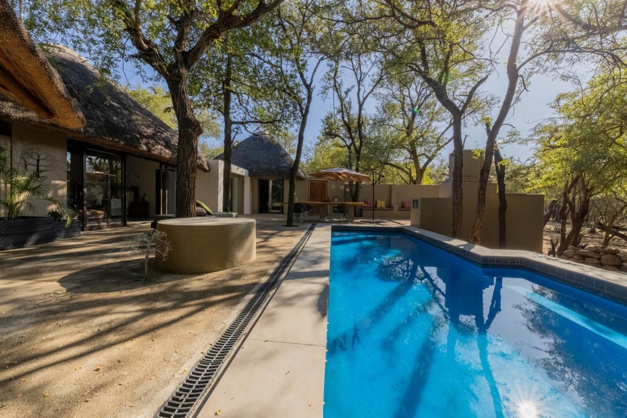 African Sky Villas Marloth Park Buitenkant foto