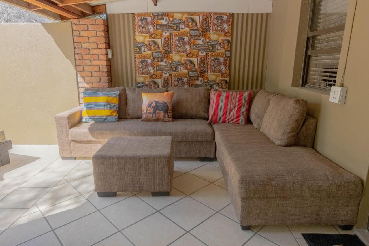 African Sky Villas Marloth Park Buitenkant foto