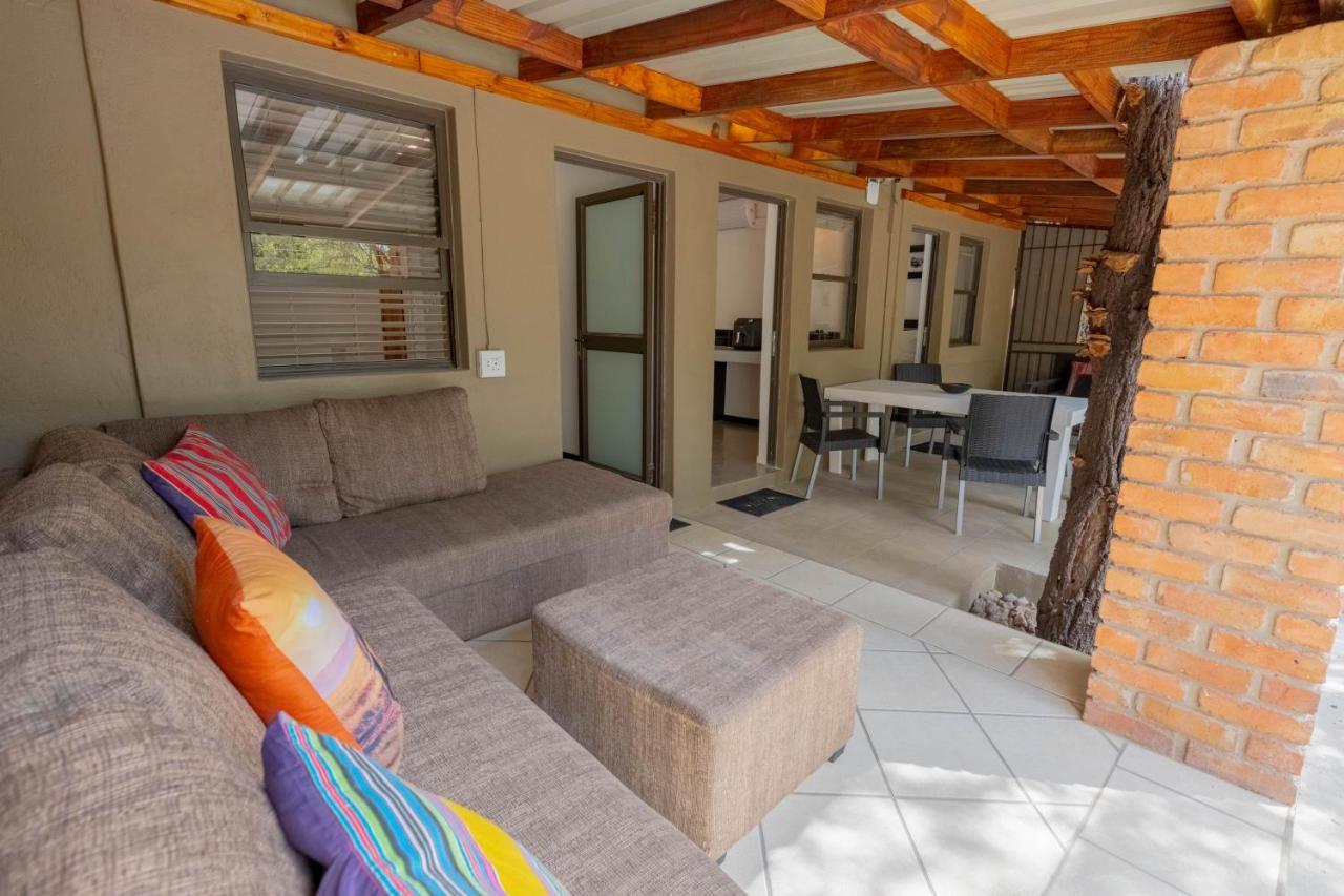 African Sky Villas Marloth Park Buitenkant foto